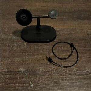 Black Wireless Charging Stand